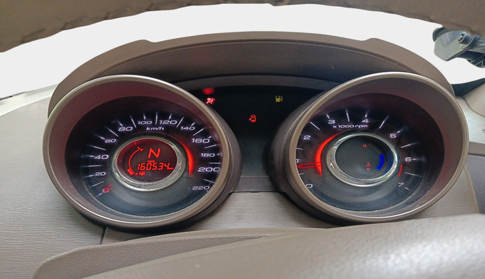 2014 Mahindra XUV500 W6, Diesel, Manual, 1,60,534 km, interior
