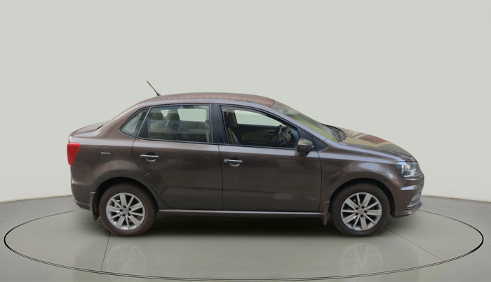 2016 Volkswagen Ameo HIGHLINE1.5L, Diesel, Manual, 91,715 km, exterior