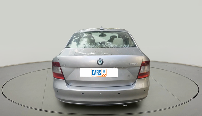 2013 Skoda Rapid AMBITION 1.6 TDI CR MT PLUS, Diesel, Manual, 1,21,935 km, exterior