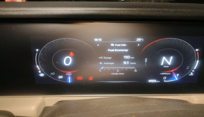 2024 Mahindra XUV700 AX 5 P MT 5 STR, Petrol, Manual, 4,193 km, interior