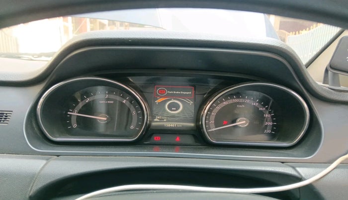 2018 Tata Hexa XE 4X2 7 STR, Diesel, Manual, 1,58,461 km, interior