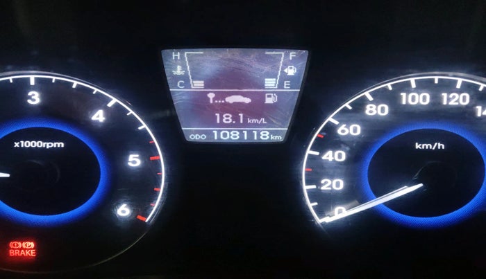 2011 Hyundai Verna FLUIDIC 1.6 CRDI SX, Diesel, Manual, 1,08,118 km, interior