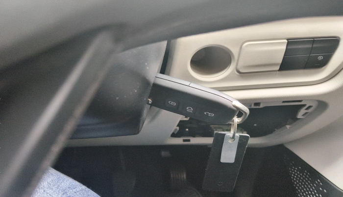 2024 Tata ALTROZ XMS PETROL, Petrol, Manual, 14,026 km, interior