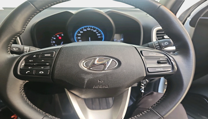 2021 Hyundai VENUE SX 1.5 CRDI, Diesel, Manual, 52,434 km, interior