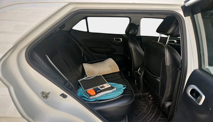 2021 Hyundai VENUE SX 1.5 CRDI, Diesel, Manual, 52,434 km, interior