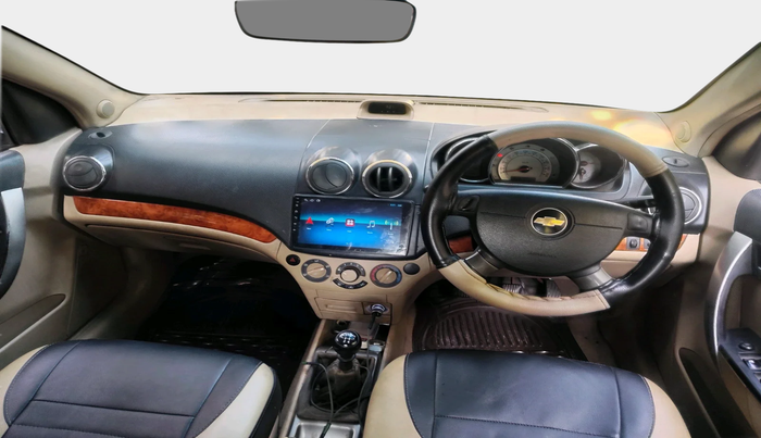 2010 Chevrolet Aveo LT 1.4 ABS, Petrol, Manual, 1,25,066 km, interior