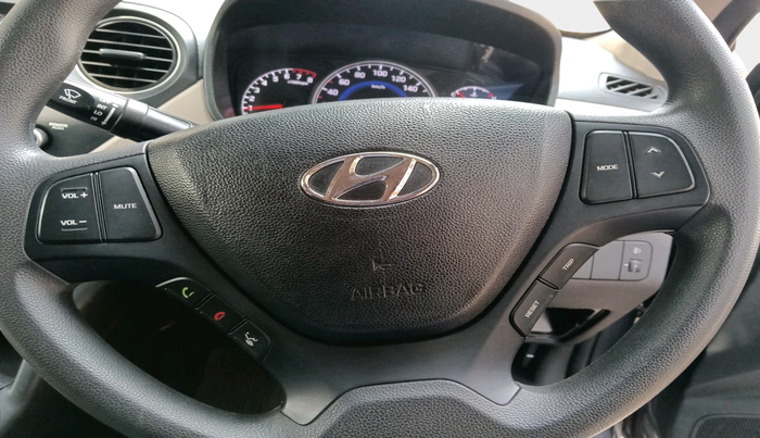 2019 Hyundai Grand i10 SPORTZ AT 1.2 KAPPA VTVT, Petrol, Automatic, 30,451 km, interior