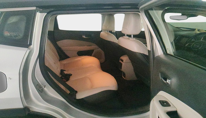 2018 Jeep Compass LIMITED (O) 2.0 DIESEL 4X4, Diesel, Manual, 2,09,599 km, interior