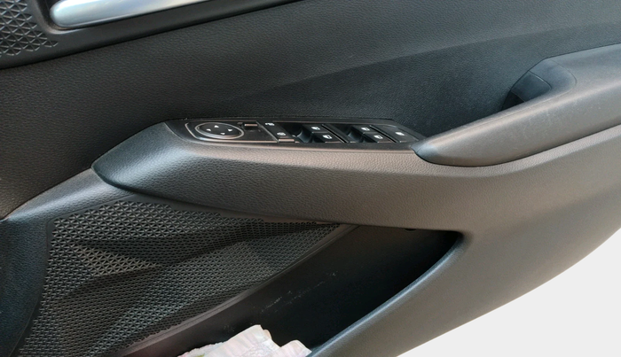 2020 KIA SELTOS HTK 1.5 PETROL, Petrol, Manual, 34,601 km, interior