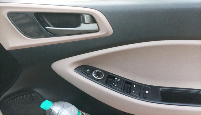 2016 Hyundai Elite i20 ASTA 1.4 CRDI, Diesel, Manual, 2,79,019 km, interior