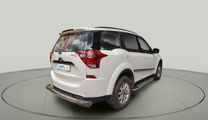 2018 Mahindra XUV500 W7, Diesel, Manual, 55,532 km, exterior