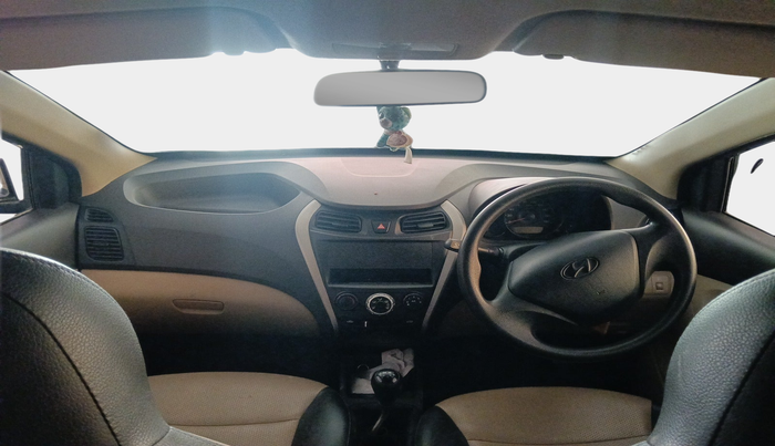 2016 Hyundai Eon ERA +, Petrol, Manual, 28,293 km, interior