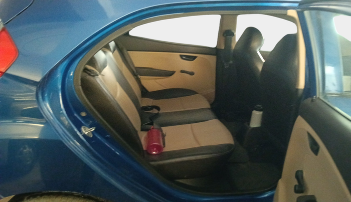 2016 Hyundai Eon ERA +, Petrol, Manual, 28,293 km, interior