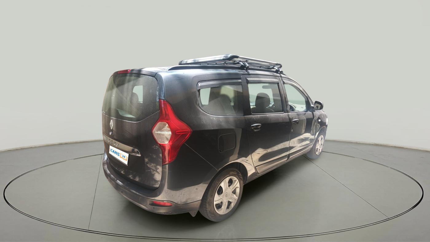 2015 Renault Lodgy 110 PS RXL 7 STR, Diesel, Manual, 1,45,909 km, exterior