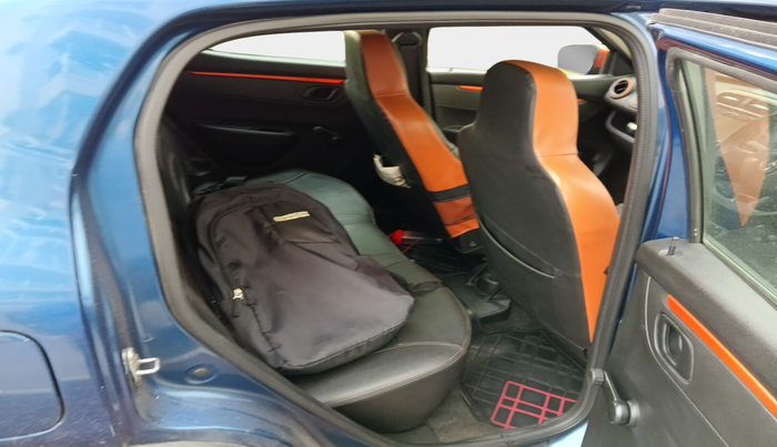 2017 Renault Kwid CLIMBER 1.0 AMT, Petrol, Automatic, 57,767 km, interior