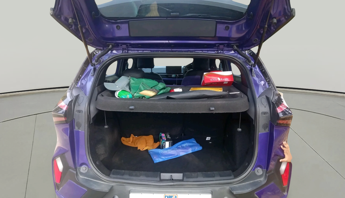 2023 Tata NEXON FEARLESS PURPLE + SUNROOF DUAL TONE 1.2 PETROL, Petrol, Manual, 21,079 km, exterior