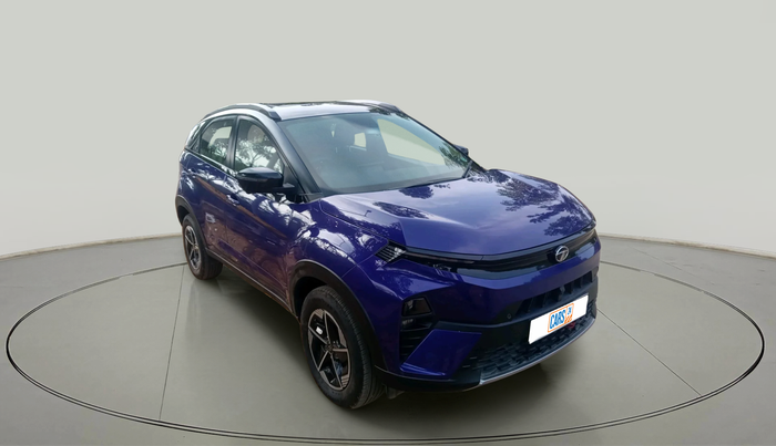 2023 Tata NEXON FEARLESS PURPLE + SUNROOF DUAL TONE 1.2 PETROL, Petrol, Manual, 21,079 km, exterior