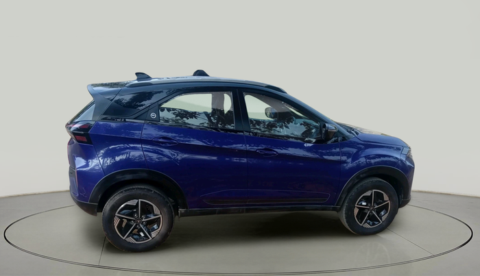 2023 Tata NEXON FEARLESS PURPLE + SUNROOF DUAL TONE 1.2 PETROL, Petrol, Manual, 21,079 km, exterior