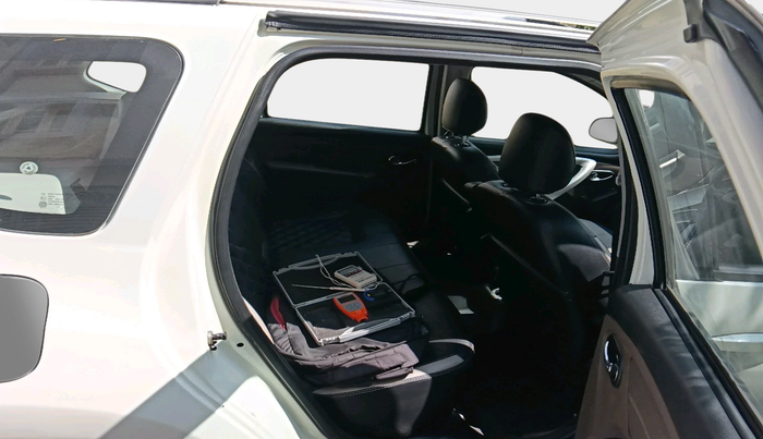 2018 Renault Duster 110 PS RXZ DIESEL, Diesel, Manual, 1,05,254 km, interior