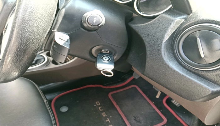 2018 Renault Duster 110 PS RXZ DIESEL, Diesel, Manual, 1,05,254 km, interior