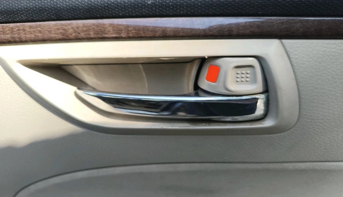 2016 Maruti Swift Dzire VXI (O), Petrol, Manual, 1,33,675 km, interior