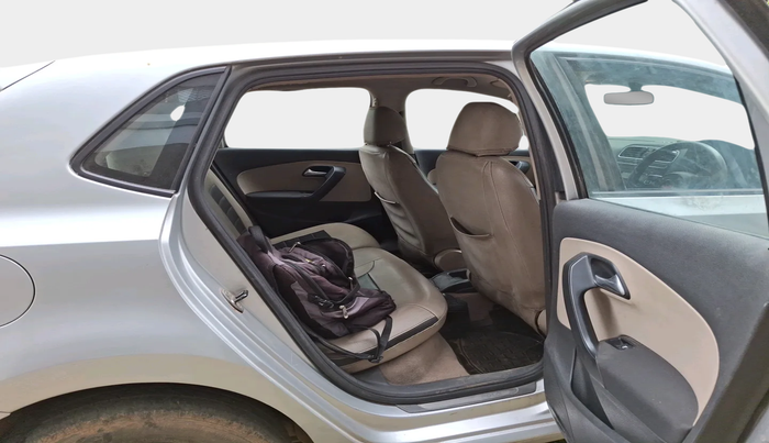 2010 Volkswagen Polo HIGHLINE1.2L, Petrol, Manual, 81,945 km, interior