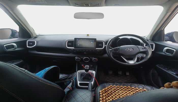 2020 Hyundai VENUE SX 1.5 CRDI, Diesel, Manual, 76,107 km, interior