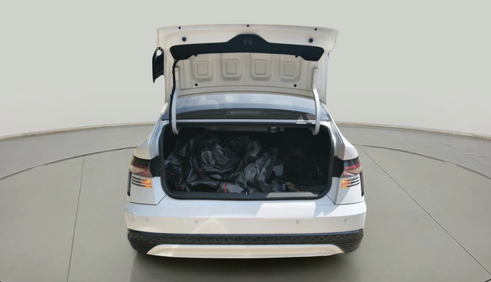 2023 Hyundai Verna SX (O) 1.5 MPI MT, Petrol, Manual, 32,874 km, exterior