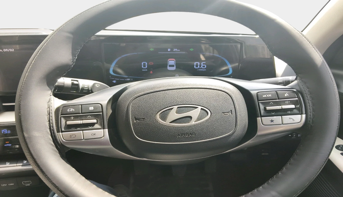 2023 Hyundai Verna SX (O) 1.5 MPI MT, Petrol, Manual, 32,874 km, interior