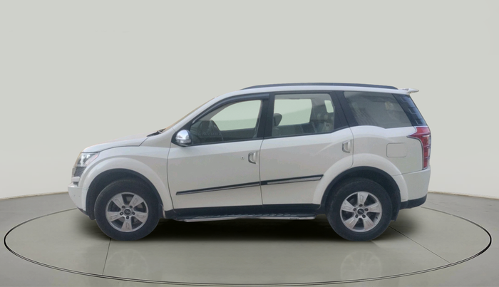 2015 Mahindra XUV500 W8, Diesel, Manual, 81,670 km, exterior