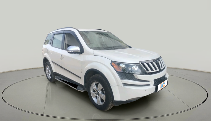 2015 Mahindra XUV500 W8, Diesel, Manual, 81,670 km, exterior