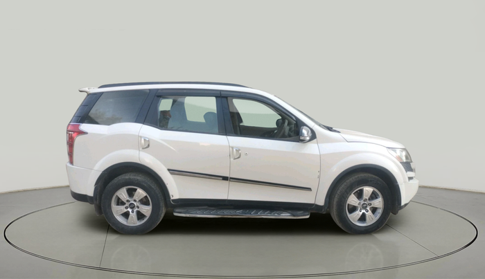 2015 Mahindra XUV500 W8, Diesel, Manual, 81,670 km, exterior