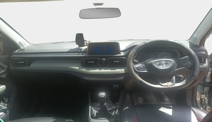 2023 Tata PUNCH ADVENTURE RHYTHM PACK MT, Petrol, Manual, 34,328 km, interior