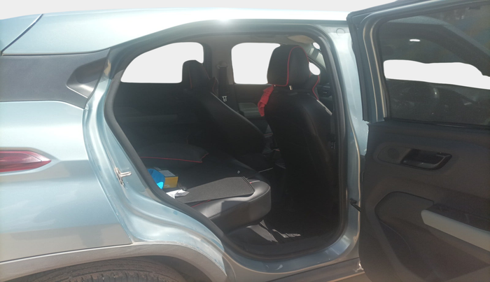 2023 Tata PUNCH ADVENTURE RHYTHM PACK MT, Petrol, Manual, 34,328 km, interior