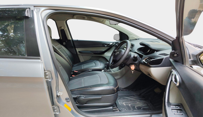 2018 Tata Tiago XZA PETROL, Petrol, Automatic, 87,034 km, interior