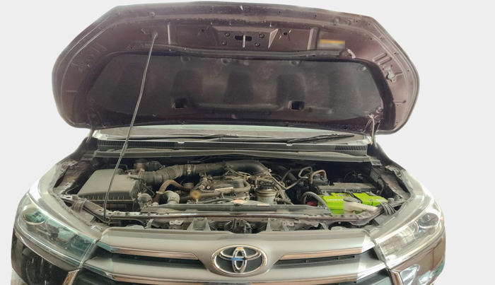 2018 Toyota Innova Crysta 2.7 VX 7 STR, Petrol, Manual, 28,604 km, exterior