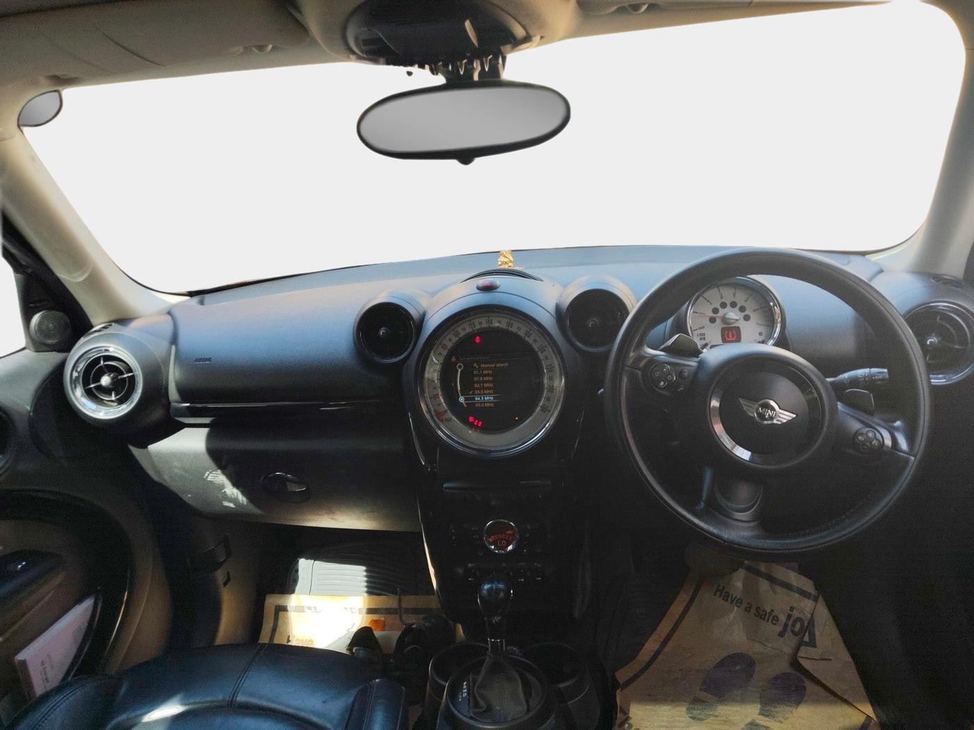 2013 Mini Cooper Countryman Cooper D, Diesel, Automatic, 1,13,871 km, interior