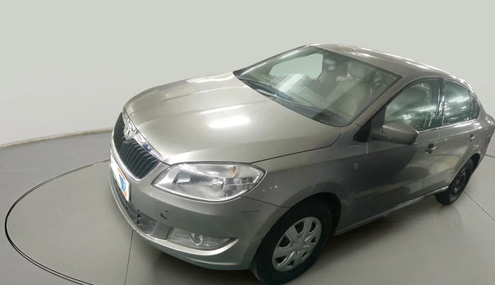 2012 Skoda Rapid AMBITION 1.6 MPI MT, Petrol, Manual, 1,02,569 km, exterior