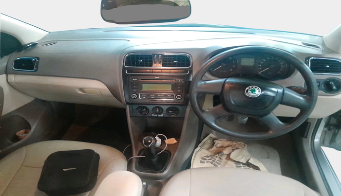 2012 Skoda Rapid AMBITION 1.6 MPI MT, Petrol, Manual, 1,02,569 km, interior