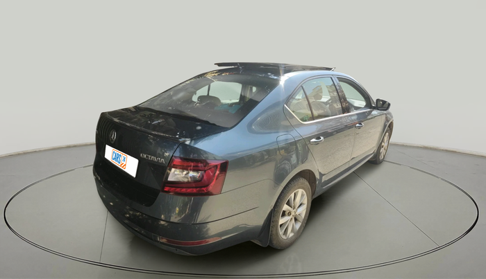 2018 Skoda Octavia L&K 1.8 TSI AT, Petrol, Automatic, 84,927 km, exterior