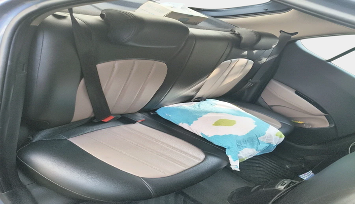 2015 Hyundai Grand i10 ASTA (O) 1.2 KAPPA VTVT, Petrol, Manual, 33,274 km, interior