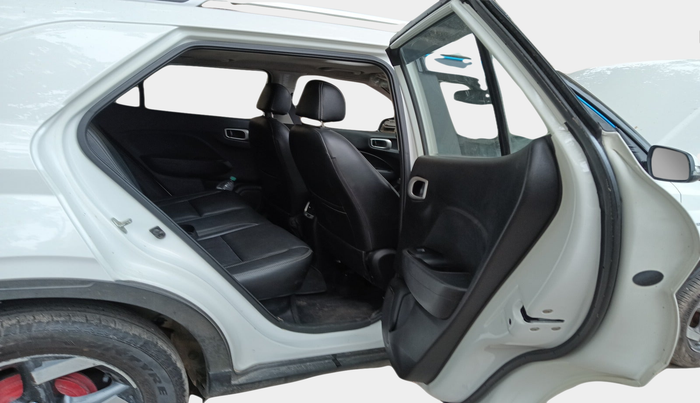 2020 Hyundai VENUE SX PLUS 1.0 TURBO DCT, Petrol, Automatic, 57,061 km, interior
