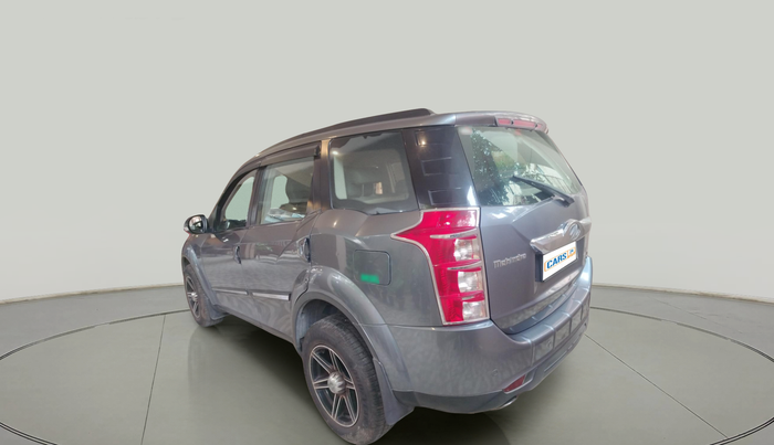 2017 Mahindra XUV500 W6 AT, Diesel, Automatic, 43,760 km, exterior