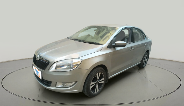 2013 Skoda Rapid AMBITION 1.6 MPI MT PLUS, Petrol, Manual, 1,01,557 km, exterior