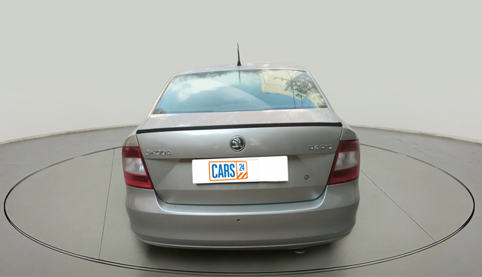 2013 Skoda Rapid AMBITION 1.6 MPI MT PLUS, Petrol, Manual, 1,01,557 km, exterior