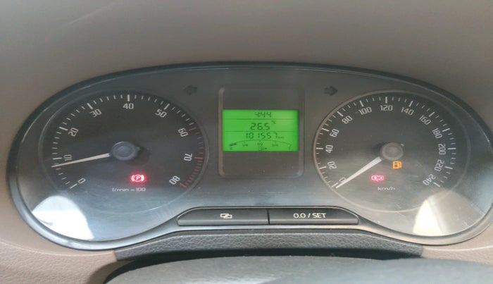 2013 Skoda Rapid AMBITION 1.6 MPI MT PLUS, Petrol, Manual, 1,01,557 km, interior