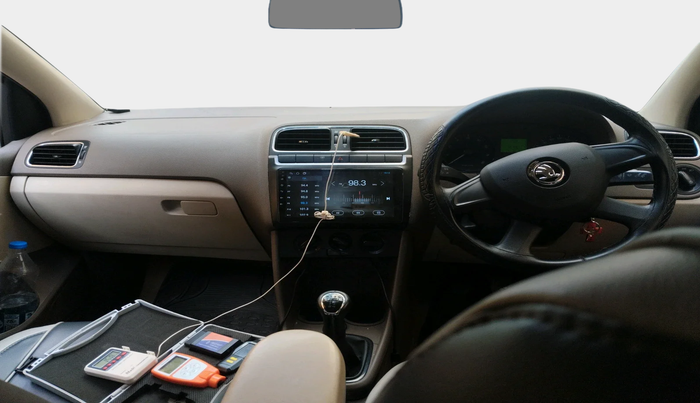 2013 Skoda Rapid AMBITION 1.6 MPI MT PLUS, Petrol, Manual, 1,01,557 km, interior