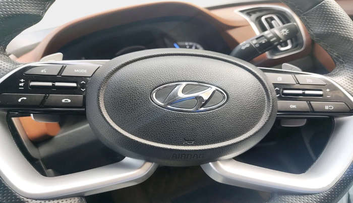 2021 Hyundai ALCAZAR PRESTIGE(O) 1.5 AT 7STR, Diesel, Automatic, 23,182 km, interior