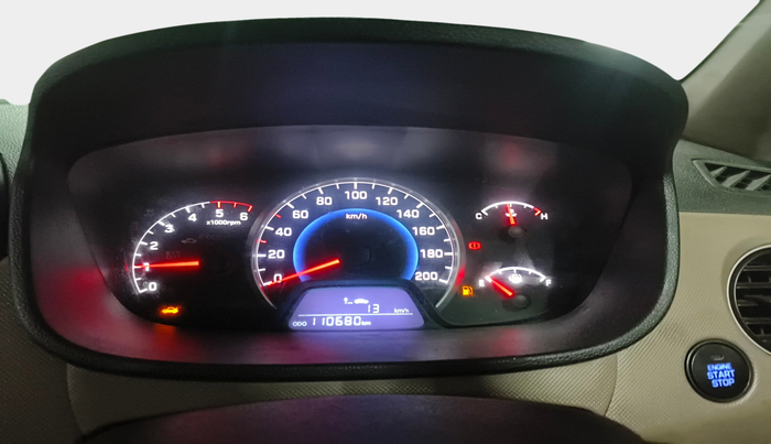 2013 Hyundai Grand i10 SPORTZ 1.1 CRDI, Diesel, Manual, 1,10,680 km, interior