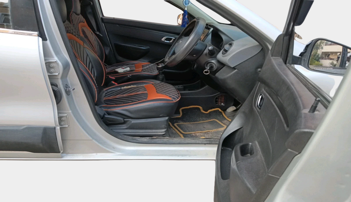 2019 Renault Kwid RXT 1.0, Petrol, Manual, 45,297 km, interior